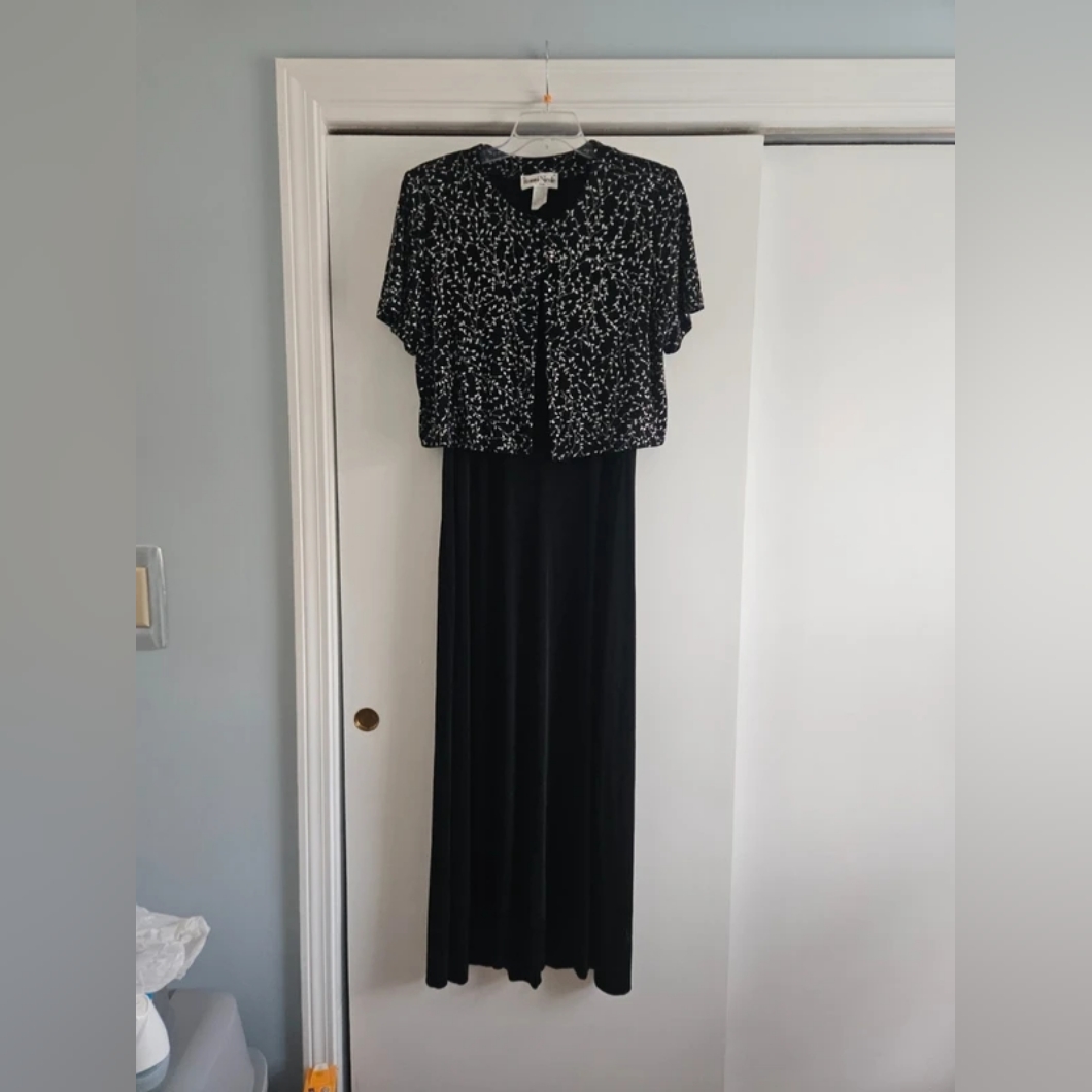 Black Two-Piece Evening Dress With Patterned Bolero
